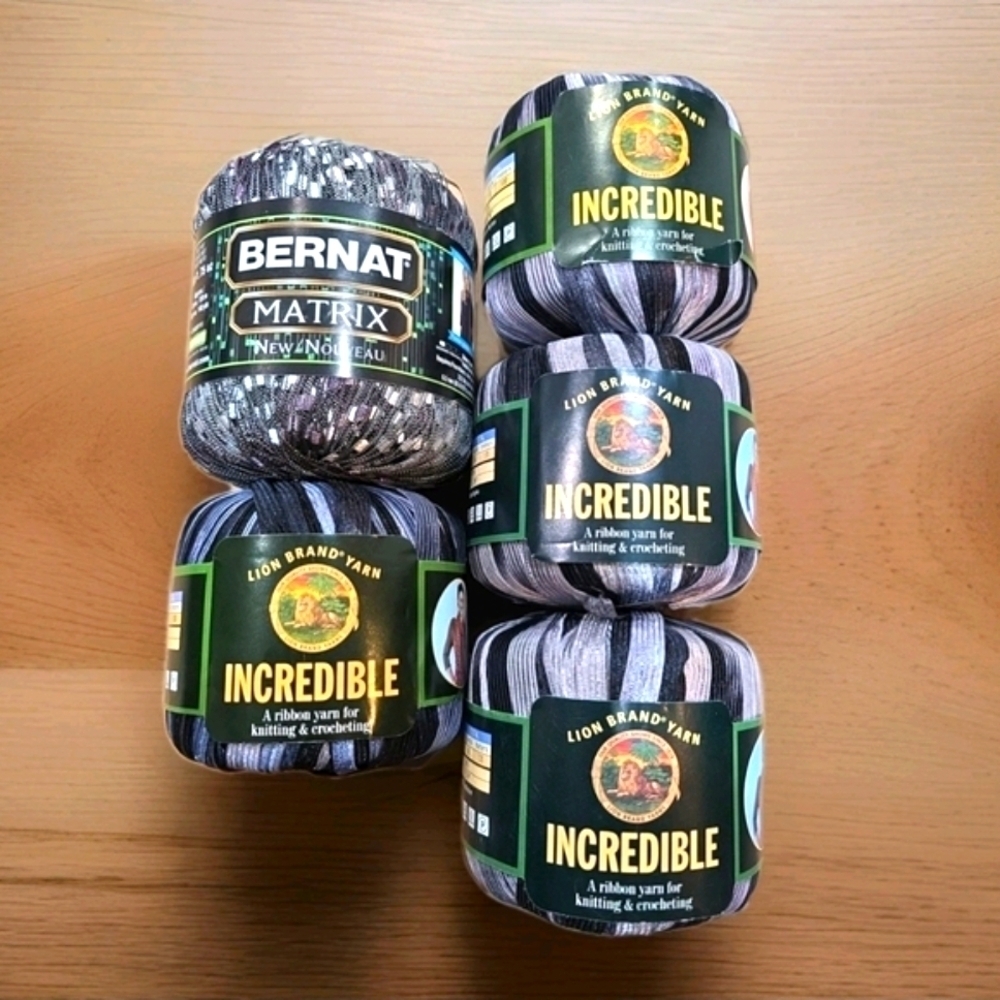 Bernat Matrix and Lion Brand Incredible Yarn - Black and Gray